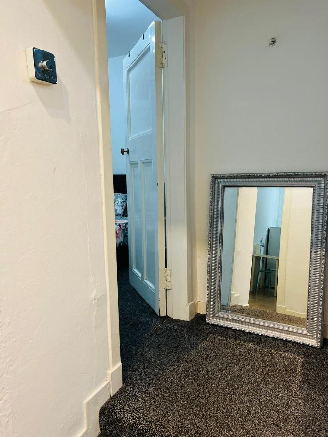 Historic Royal Mile Flat , 5Min From Waverly Railway Station Daire Edinburgh Dış mekan fotoğraf